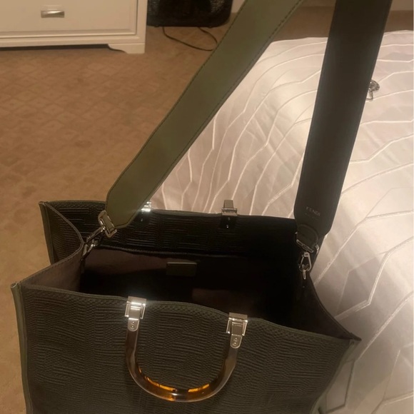 Fendi sunshine green fabric FF med shopper!! Sold out ! - Picture 4 of 12